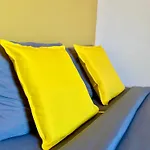 Lille Private Shower & Netflix Apartamento *