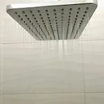 Lille Private Shower&netflix Roubaix