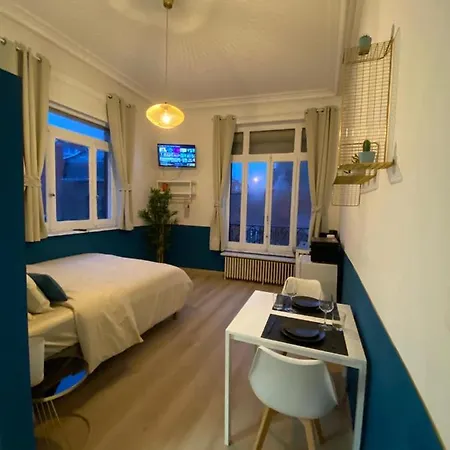 アパート Lille Private Shower & Netflix