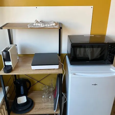 Apartment Capstay Lille Private Shower & Netflix Roubaix