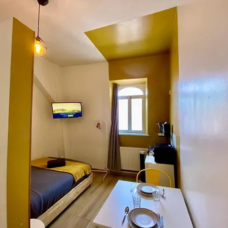 Lille Private Shower&netflix