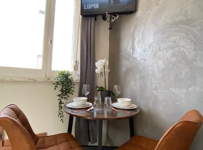 Lille Private Shower&netflix *